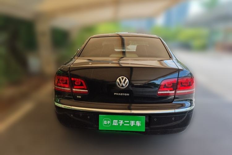 Used Volkswagen Phaeton 2012 3.0L Executive Version Rear