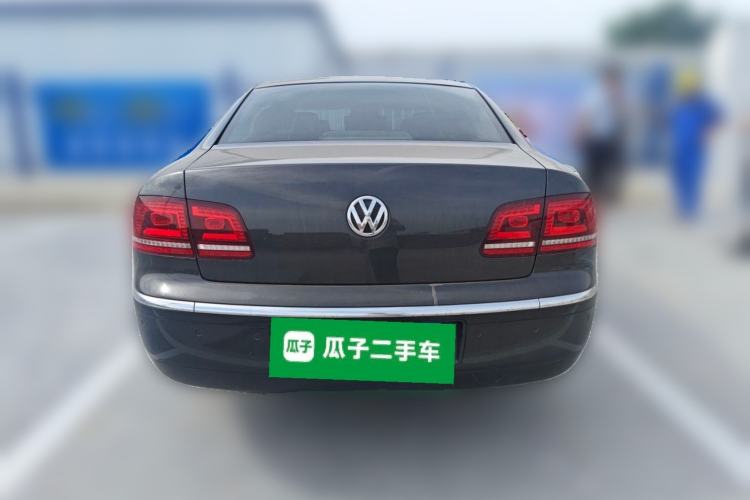 Used Volkswagen Phaeton 2012 3.0L Business Edition Rear
