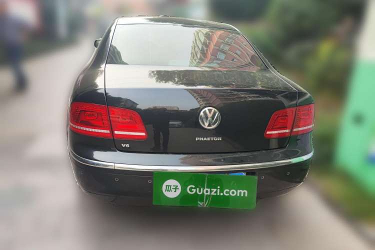 Used Volkswagen Phaeton 2012 3.0L Elite Custom Edition Rear