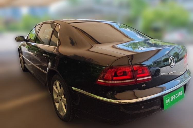 Used Volkswagen Phaeton 2012 3.0L Executive Version Rear Left 45 Deg