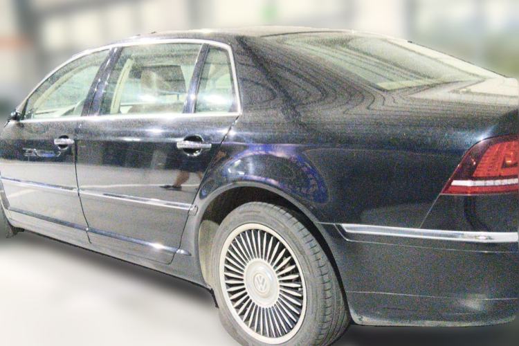Used Volkswagen Phaeton 2012 3.0L Business Edition Rear Left 45 Deg