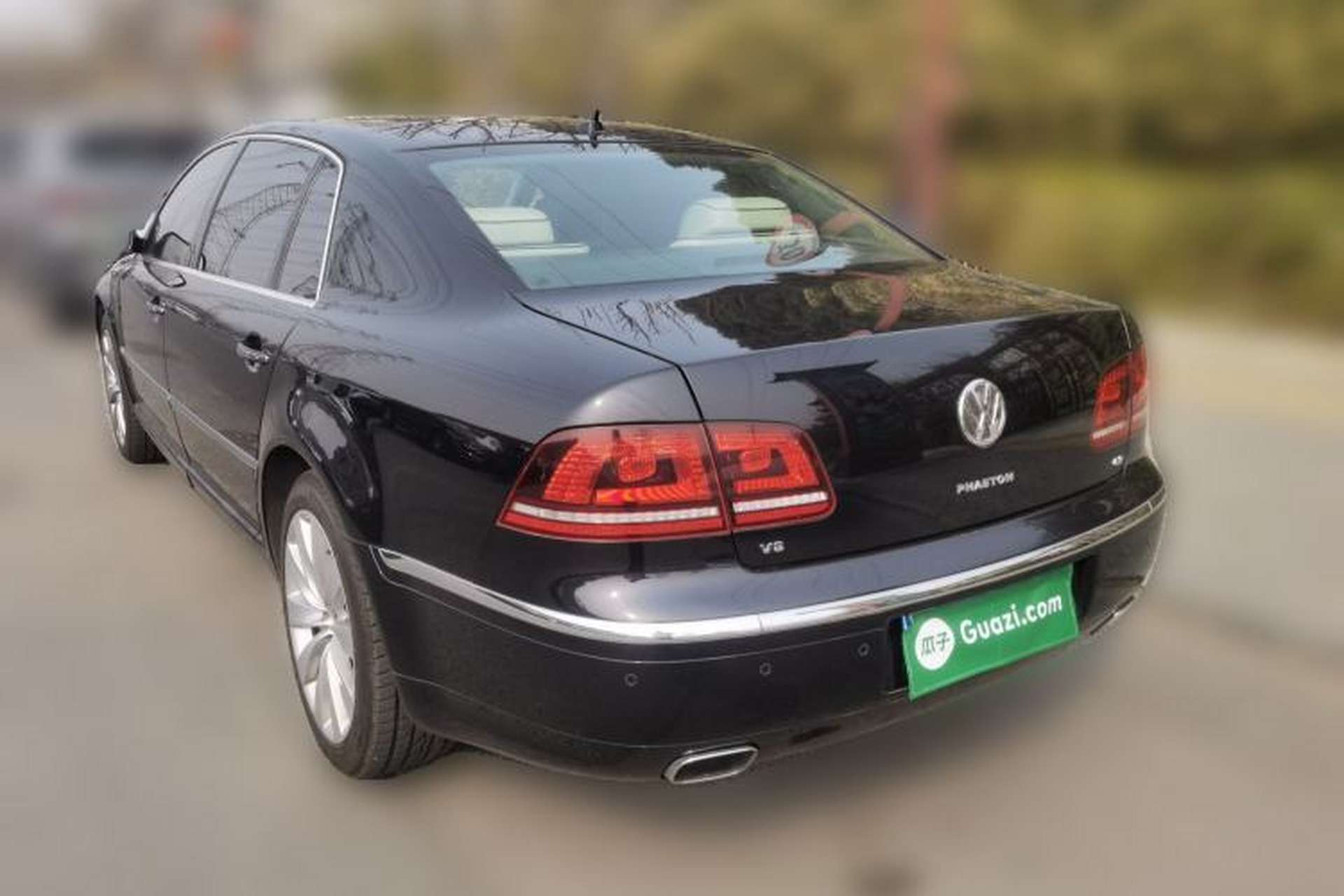 Used Volkswagen Phaeton 2012 4.2L Luxury Custom Edition Rear Left 45 Deg