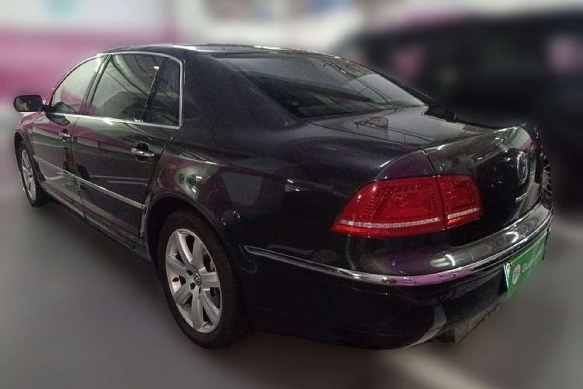 Used Volkswagen Phaeton 2012 3.0L Elite Custom Edition Rear Left 45 Deg