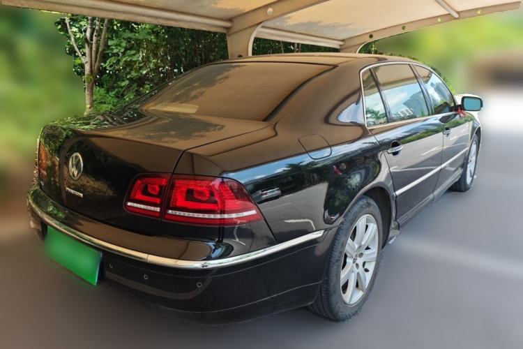 Used Volkswagen Phaeton 2012 3.0L Executive Version Rear Right 45 Deg
