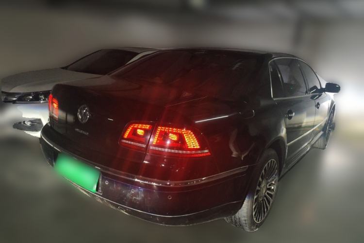 Used Volkswagen Phaeton 2012 3.0L Business Edition Rear Right 45 Deg
