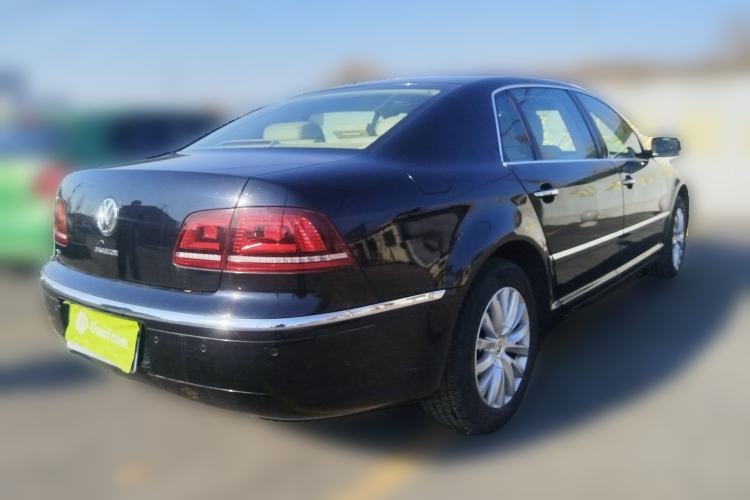 Used Volkswagen Phaeton 2012 3.0L Business Edition Rear Right 45 Deg