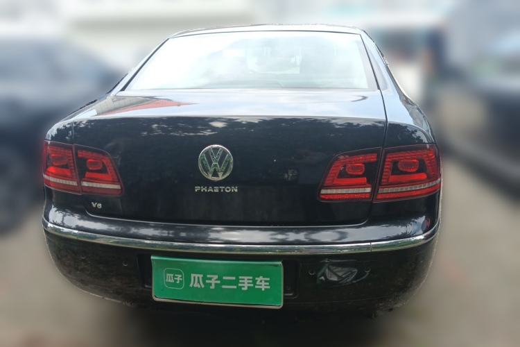 Used Volkswagen Phaeton 2012 3.0L Business Edition Rear