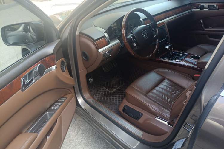 Used Volkswagen Phaeton 2012 3.0L Executive Version Driver Seat