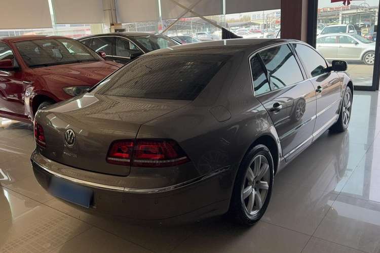 Used Volkswagen Phaeton 2012 3.0L Executive Version Exterior 3
