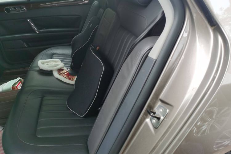 Used Volkswagen Phaeton 2012 3.0L Business Edition Interior 4