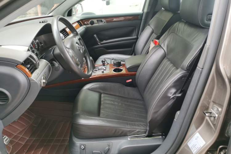 Used Volkswagen Phaeton 2012 3.0L Business Edition Left Front Seat