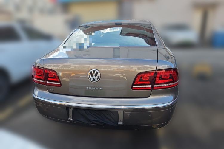 Used Volkswagen Phaeton 2012 3.0L Business Edition Rear