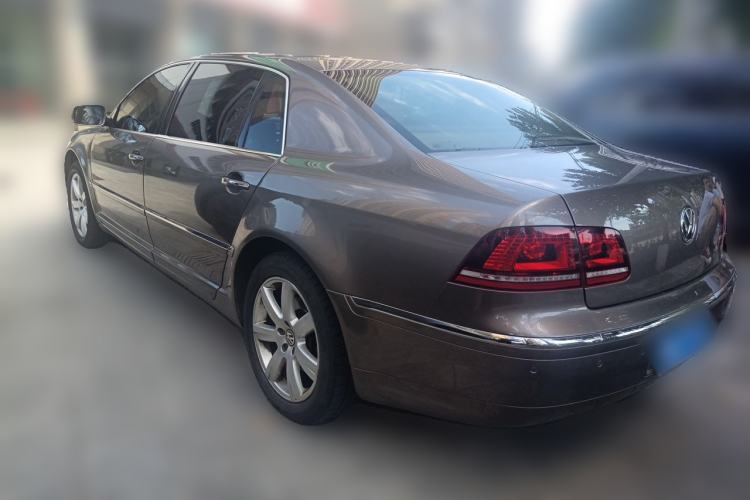Used Volkswagen Phaeton 2012 3.0L Executive Version Rear Left 45 Deg