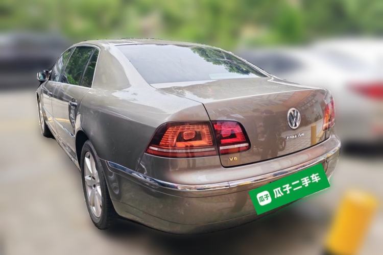 Used Volkswagen Phaeton 2012 3.0L Executive Version Rear Left 45 Deg