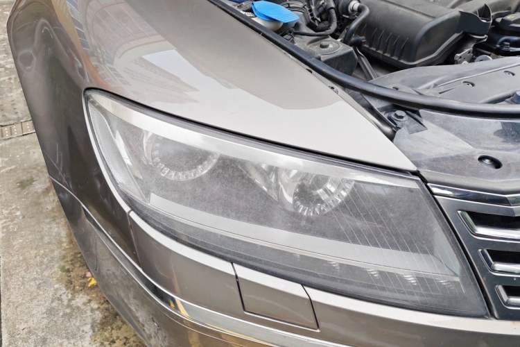 Used Volkswagen Phaeton 2012 3.0L Executive Version Right Front Headlight