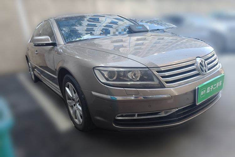 Used Volkswagen Phaeton 2012 3.0L Business Edition Front Right 45 Deg