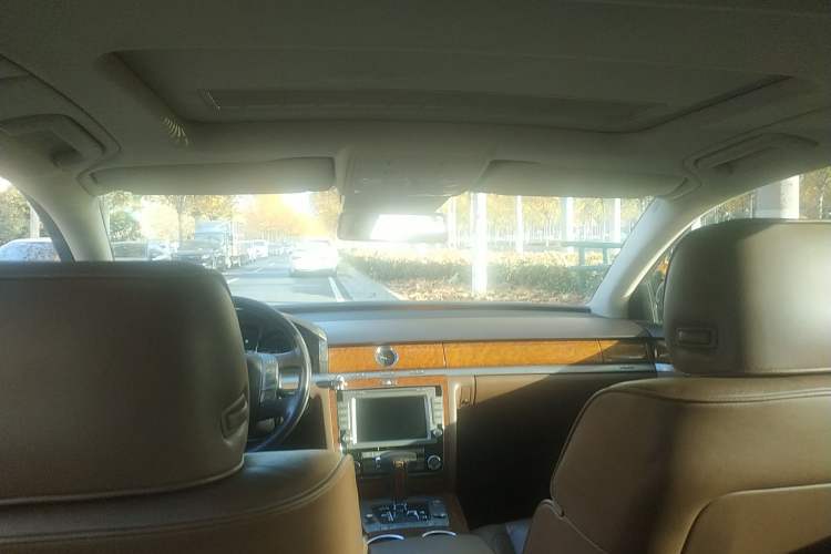 Used Volkswagen Phaeton 2012 3.0L Business Edition Headliner