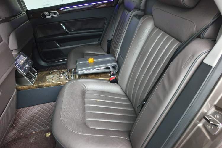 Used Volkswagen Phaeton 2012 3.6L Deluxe Custom Edition Left Rear Seat