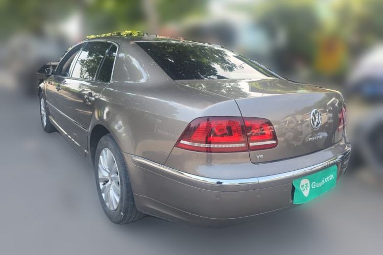 Used Volkswagen Phaeton 2012 3.0L Business Edition Rear Left 45 Deg