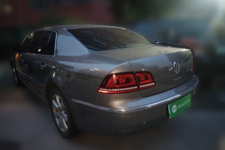 Used Volkswagen Phaeton 2012 3.0L Executive Version Rear Left 45 Deg