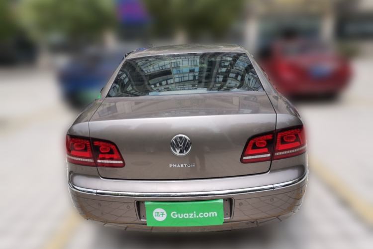 Used Volkswagen Phaeton 2012 3.0L Executive Version Rear