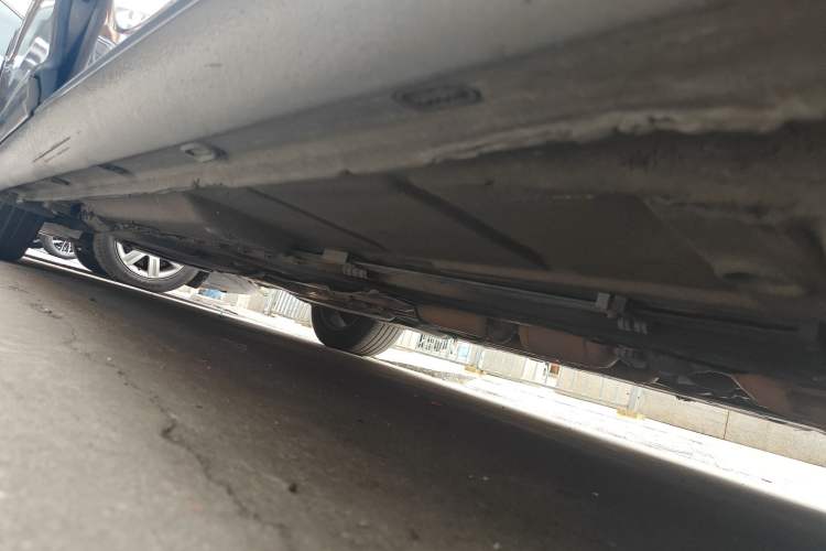 Used Volkswagen Phaeton 2012 3.0L Business Edition Chassis Front Right