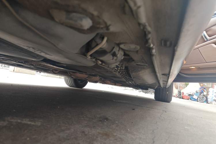Used Volkswagen Phaeton 2012 3.0L Business Edition Chassis Rear Right