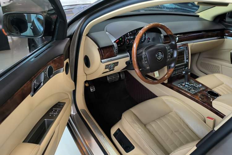 Used Volkswagen Phaeton 2012 3.0L Executive Version Driver Seat