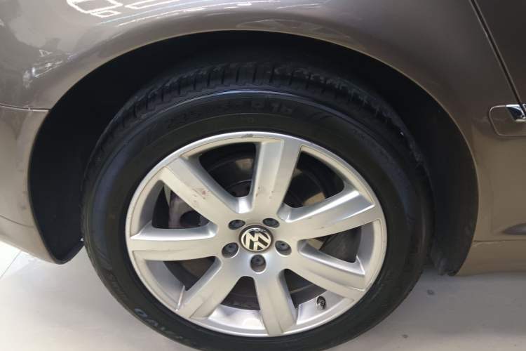 Used Volkswagen Phaeton 2012 3.0L Executive Version Exterior 2