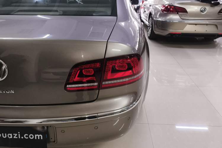 Used Volkswagen Phaeton 2012 3.0L Executive Version Exterior 2