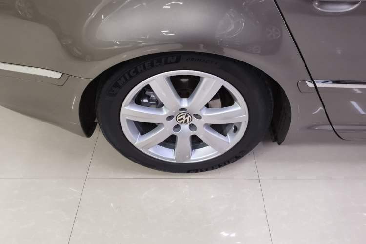 Used Volkswagen Phaeton 2012 3.0L Executive Version Exterior 4