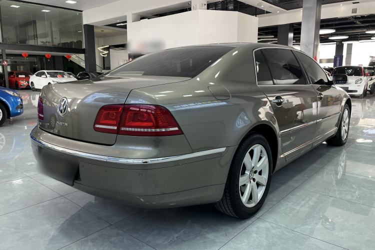Used Volkswagen Phaeton 2012 3.0L Executive Version Exterior 5