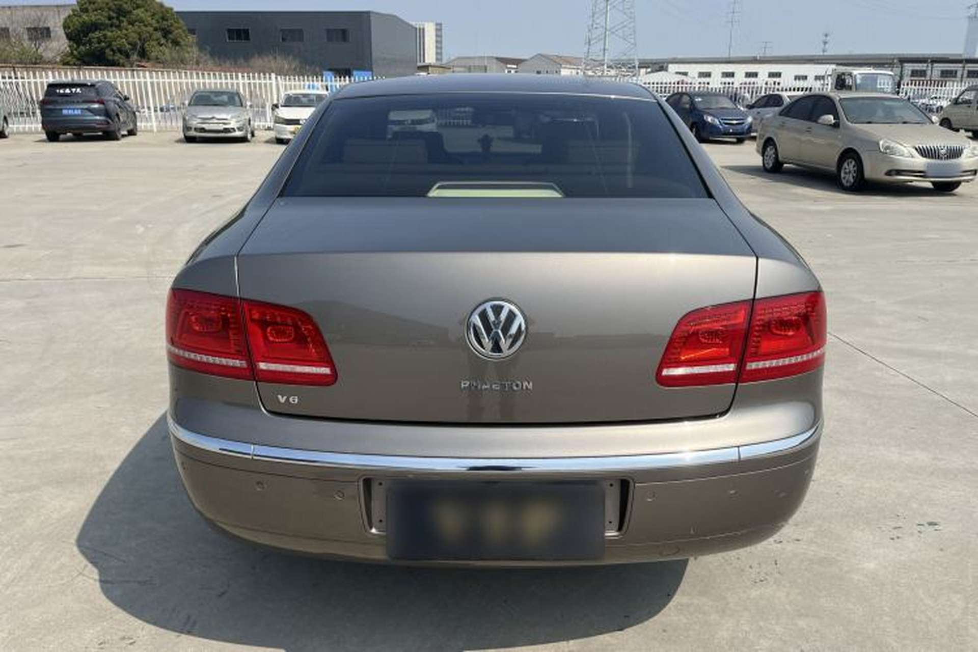 Used Volkswagen Phaeton 2012 3.0L Executive Version Exterior 6