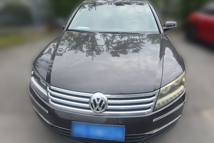 Used Volkswagen Phaeton 2012 3.6L Deluxe Custom Edition Front
