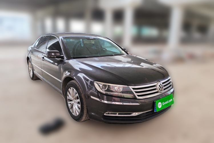 Used Volkswagen Phaeton 2012 3.0L Business Edition Front Right 45 Deg