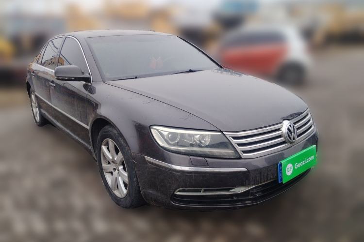 Used Volkswagen Phaeton 2012 3.0L Executive Version Front Right 45 Deg