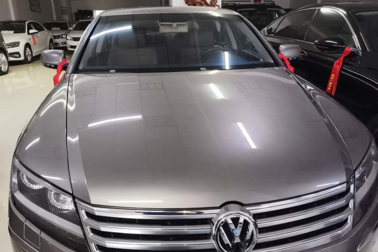 Used Volkswagen Phaeton 2012 3.0L Executive Version Front