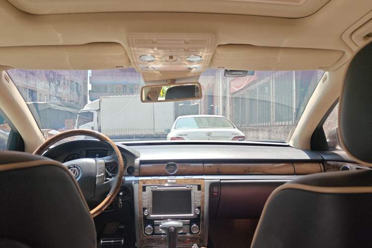 Used Volkswagen Phaeton 2012 3.6L Deluxe Custom Edition Headliner