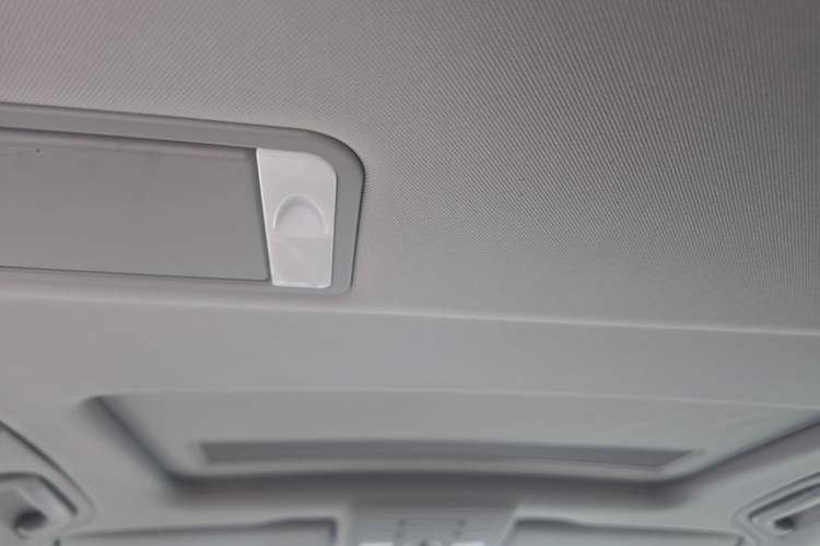 Used Volkswagen Phaeton 2012 3.6L Deluxe Custom Edition Headliner