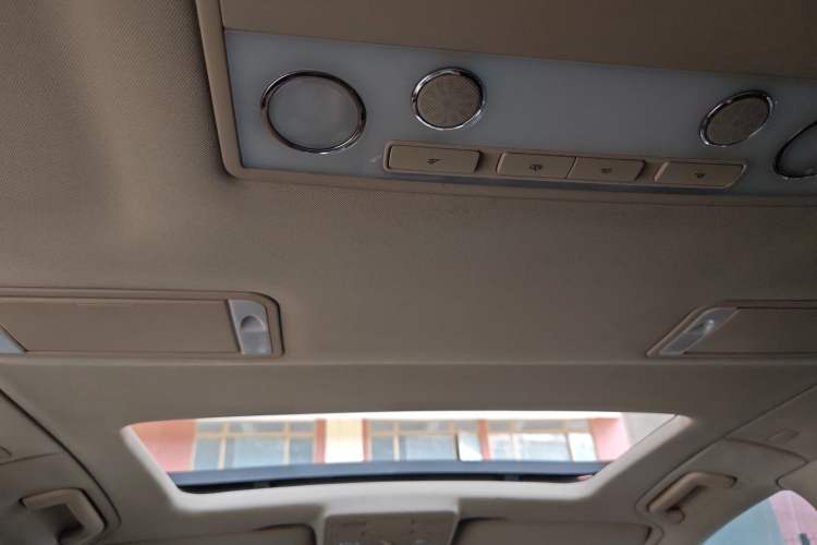 Used Volkswagen Phaeton 2012 3.0L Business Edition Headliner