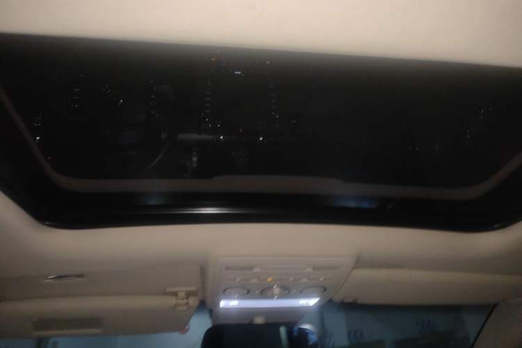 Used Volkswagen Phaeton 2012 3.0L Business Edition Headliner