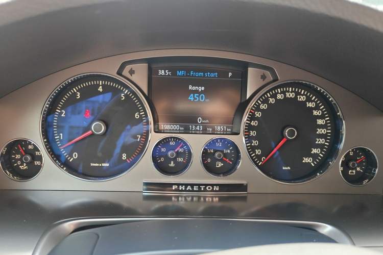 Used Volkswagen Phaeton 2012 3.6L Deluxe Custom Edition Instrument Cluster