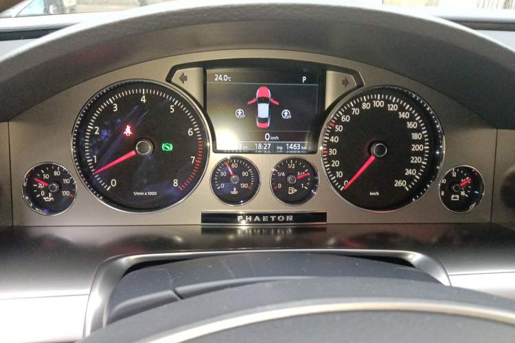 Used Volkswagen Phaeton 2012 3.0L Elite Custom Edition Instrument Cluster