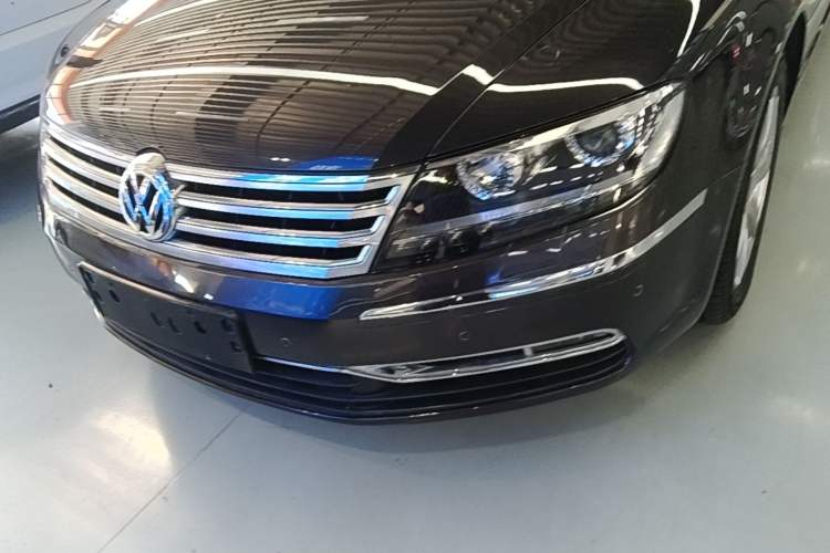 Used Volkswagen Phaeton 2012 3.0L Executive Version Left Front Headlight