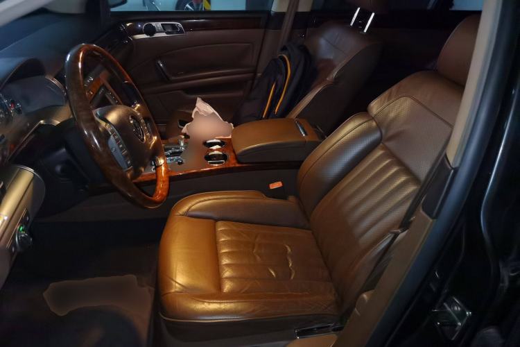Used Volkswagen Phaeton 2012 3.0TDI Executive Version Left Front Seat