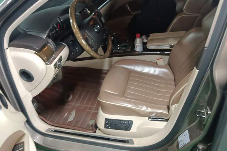 Used Volkswagen Phaeton 2012 3.6L Deluxe Custom Edition Left Front Seat