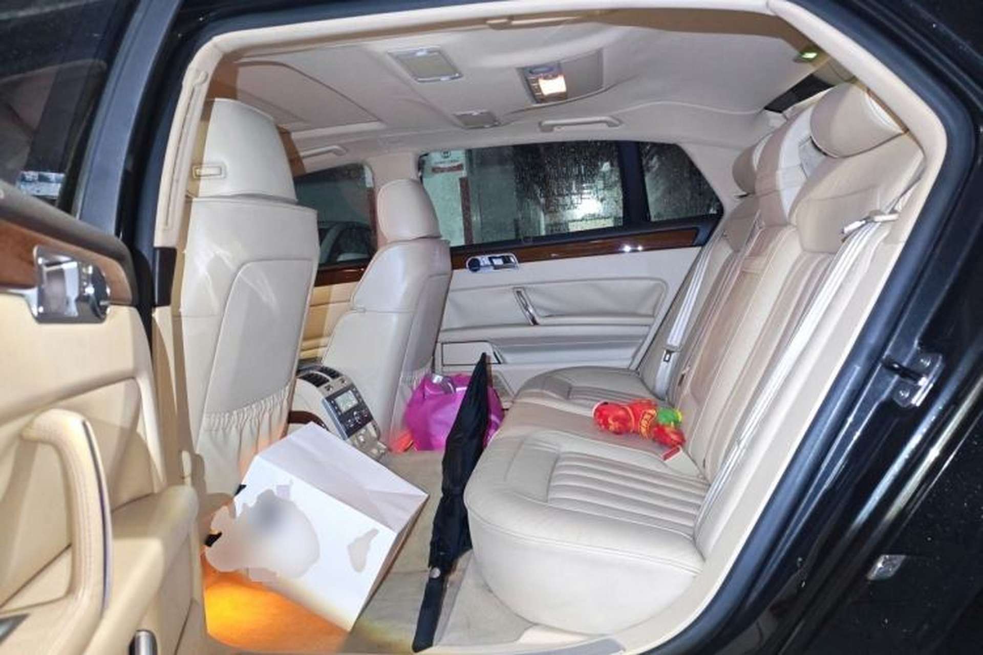 Used Volkswagen Phaeton 2012 3.0L Business Edition Left Rear Seat