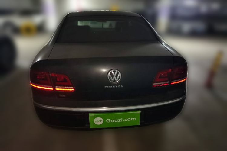 Used Volkswagen Phaeton 2012 3.0TDI Executive Version Rear