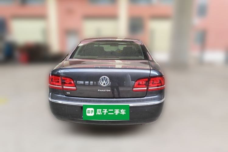 Used Volkswagen Phaeton 2012 3.0L Business Edition Rear