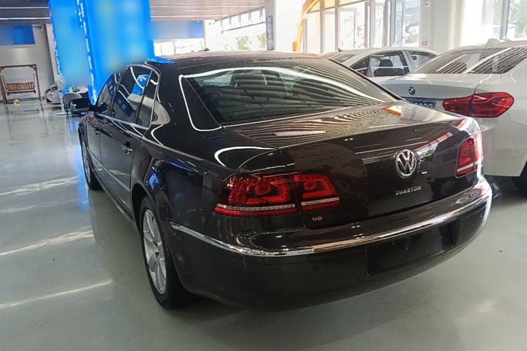 Used Volkswagen Phaeton 2012 3.0L Executive Version Rear Left 45 Deg